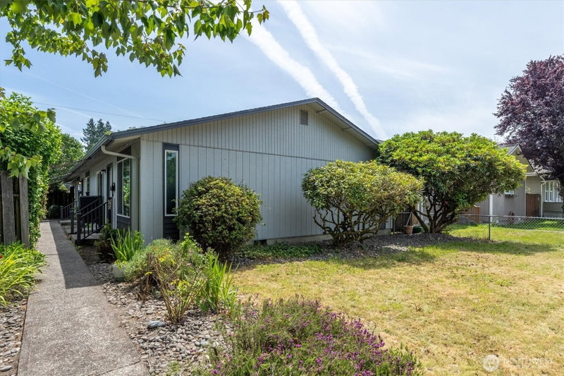 360 24th Avenue photo 1