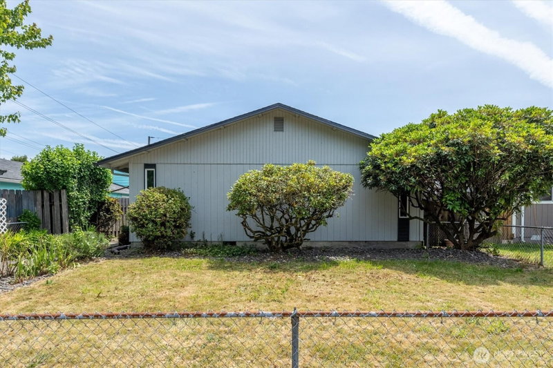 360 24th Avenue photo 2