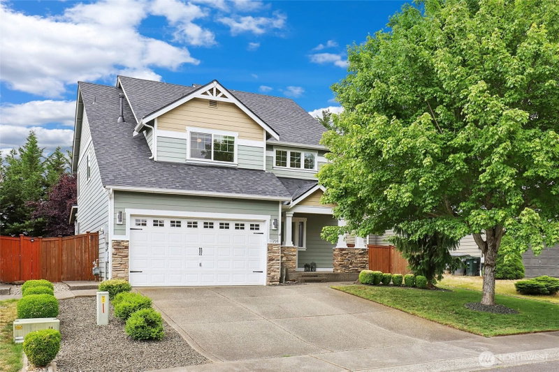 17208 138th Avenue Ct E photo 2