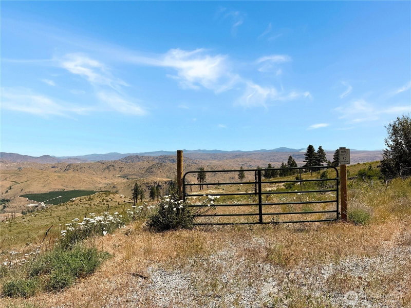 53 E Mountain Point photo 20