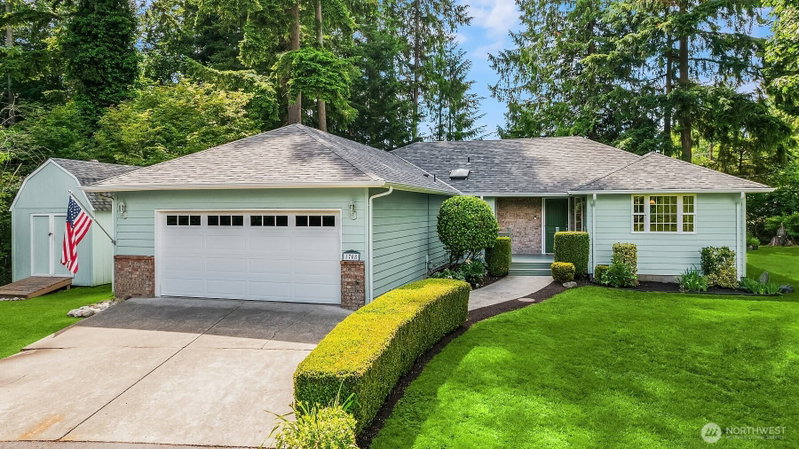 1708 Lakewood Road photo 1