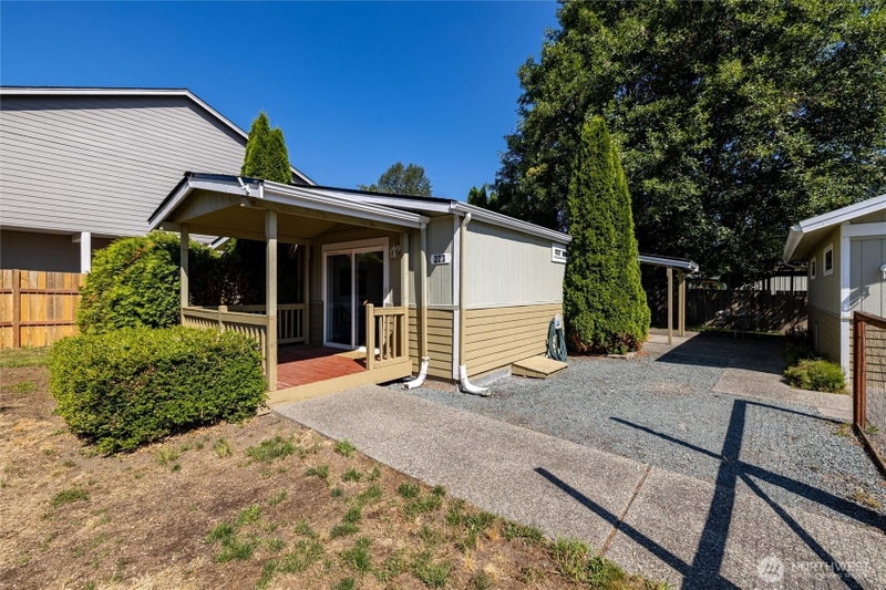223 N Reed Street photo 2