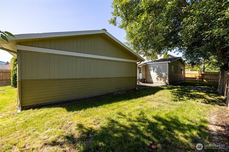 223 N Reed Street photo 37