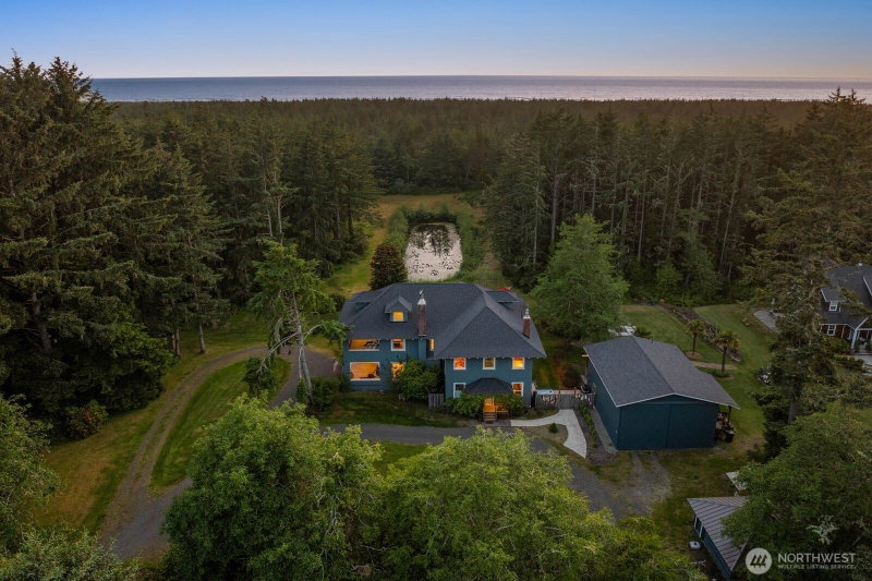 2415 Willows Road photo 1