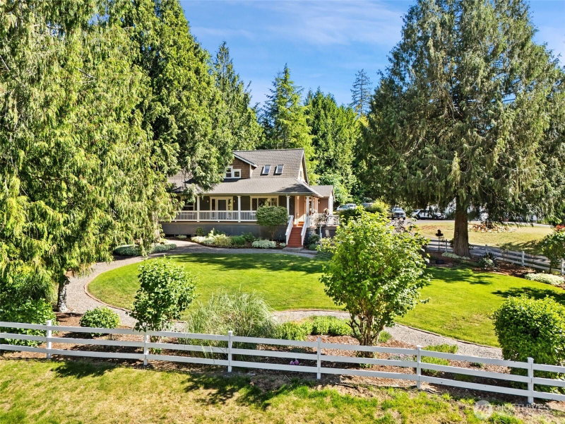4260 Sonoma Terrace SE photo 2