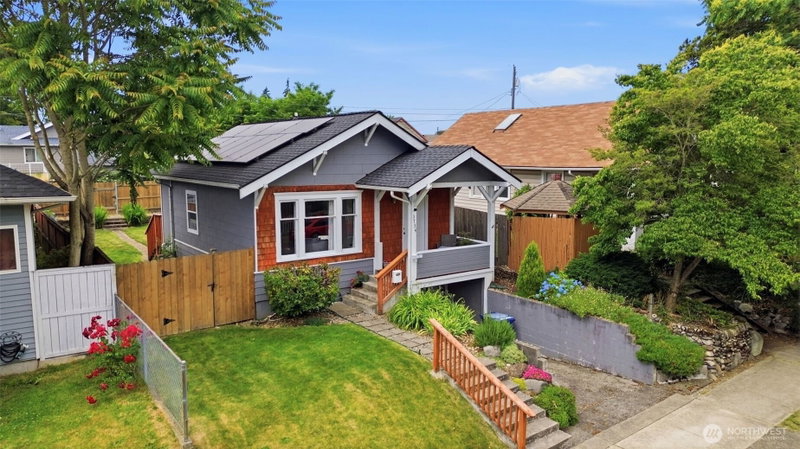 3734 E I Street photo 2