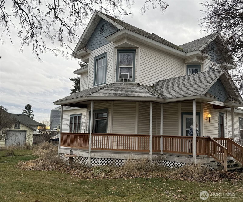 703 Washington photo 2