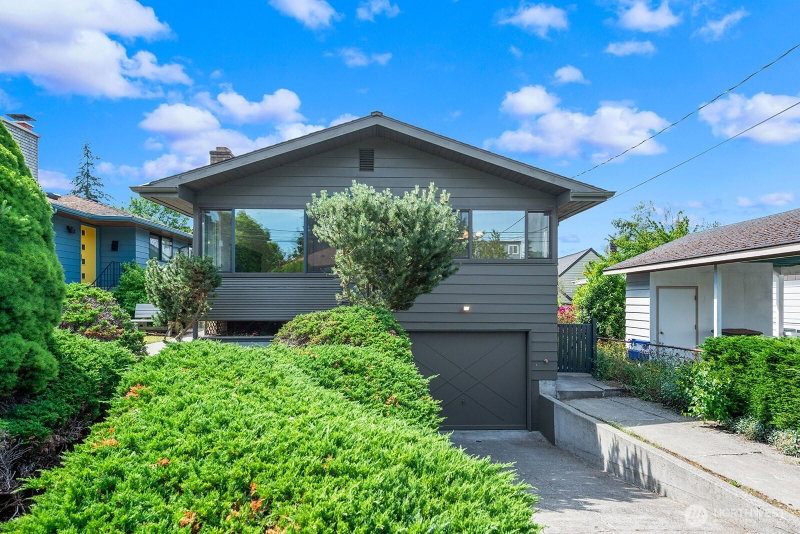 3751 SW Rose Street photo 2