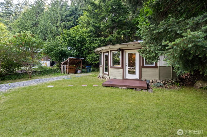 1217 Jamison Street photo 1