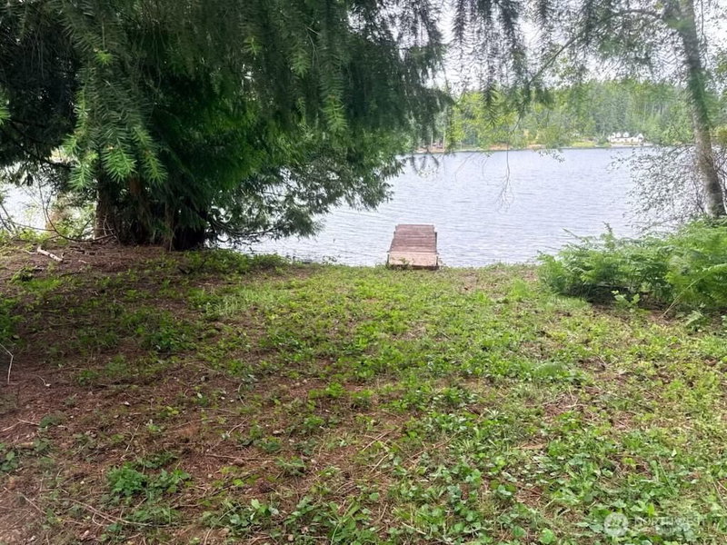 90 NE Bella Vista Drive photo 2