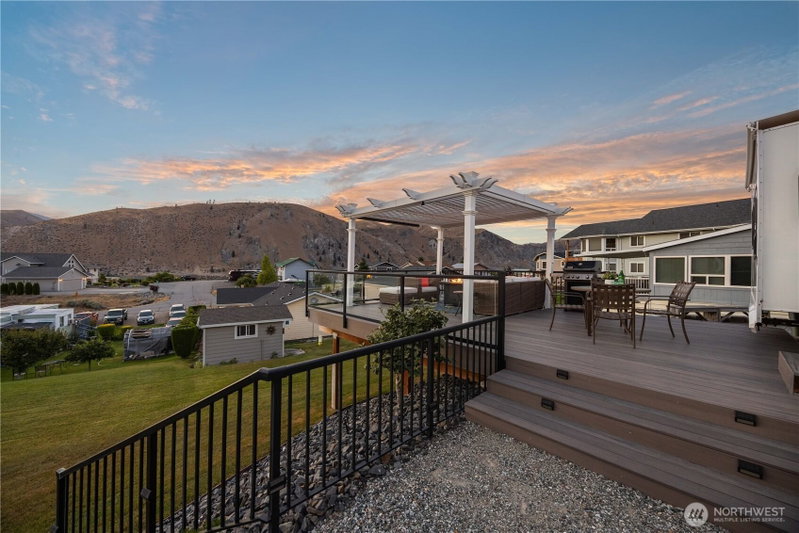 501 W Entiat Dr photo 27