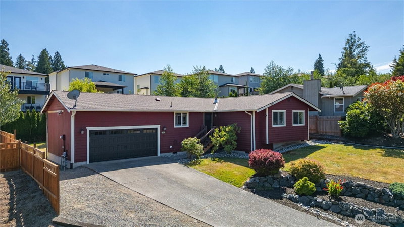 2365 Heather Drive photo 2