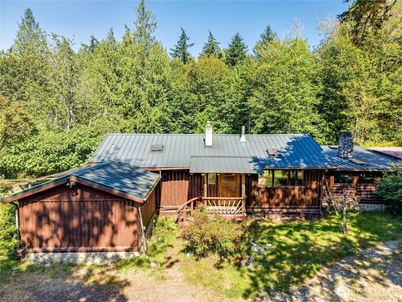 1790 W Valley Road photo 2