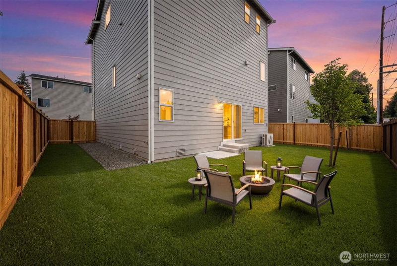 18523 SE 271st Court photo 14