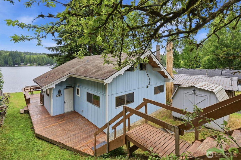 2020 S Lake Roesiger Road photo 1
