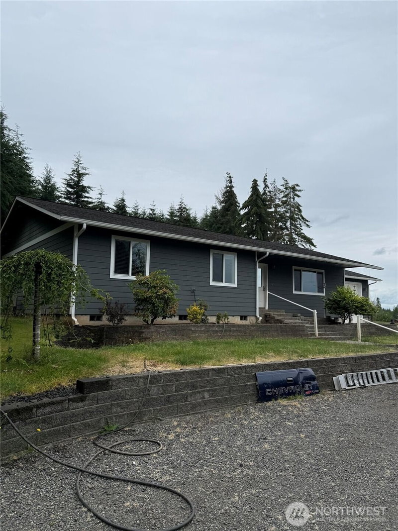 242 Cousins Road photo 2