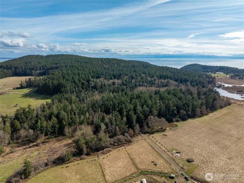 4722 Mud Bay Road photo 2