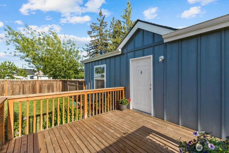 1018 Cook Road photo 2