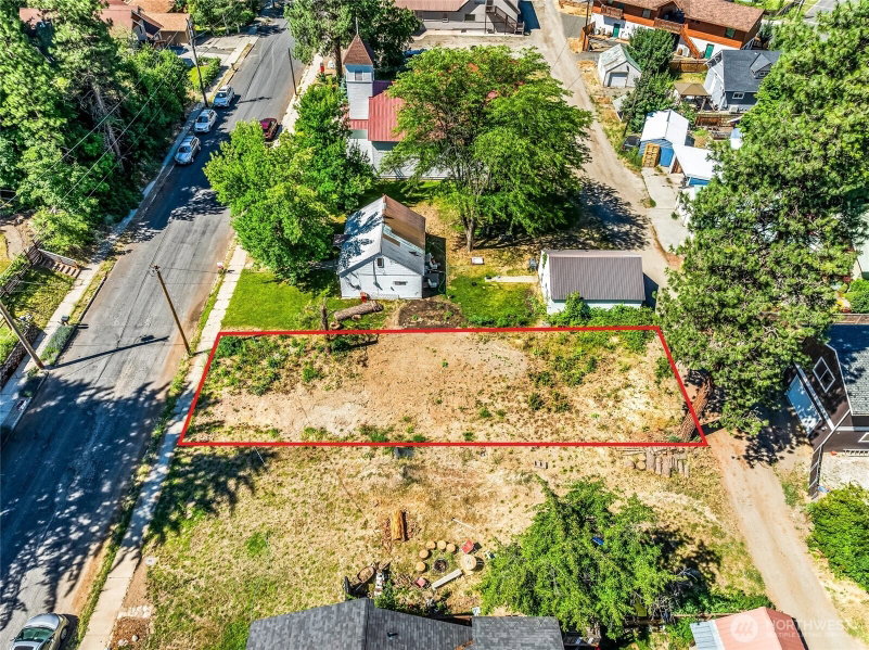 230 Benton Street photo 1