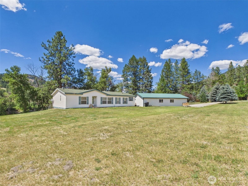 19 Louie Creek Road photo 2