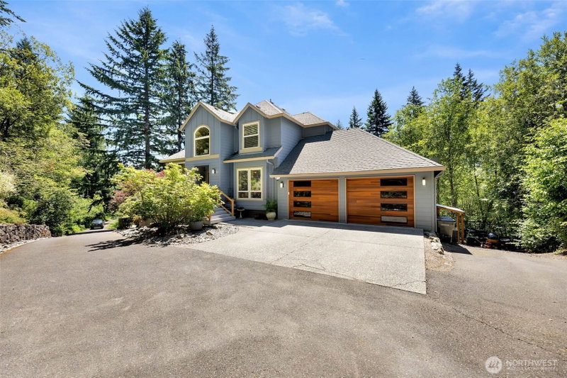 15212 NE Winsor Drive photo 2