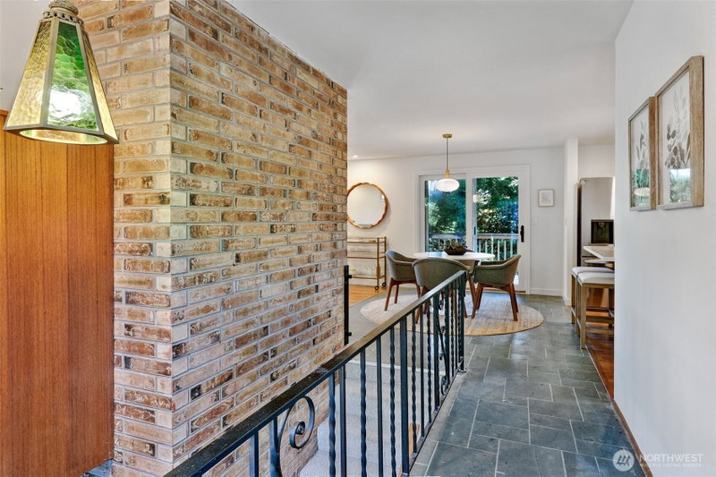 23321 75th Avenue W photo 2