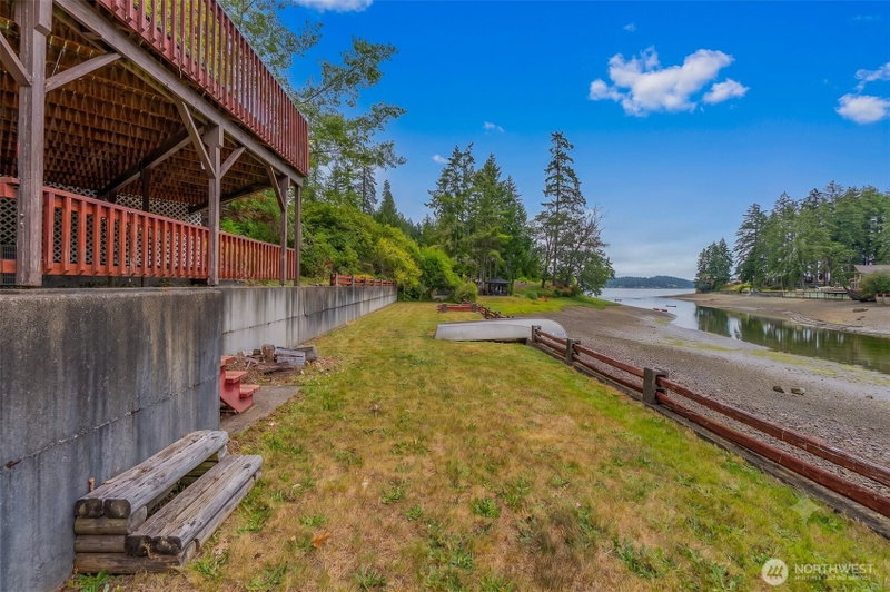 5470 E Grapeview Loop Road photo 35