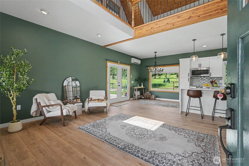 93 Golf Course Drive photo 2