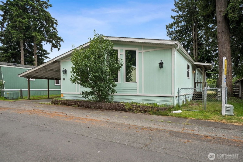 3225 M Street SE #112 photo 2