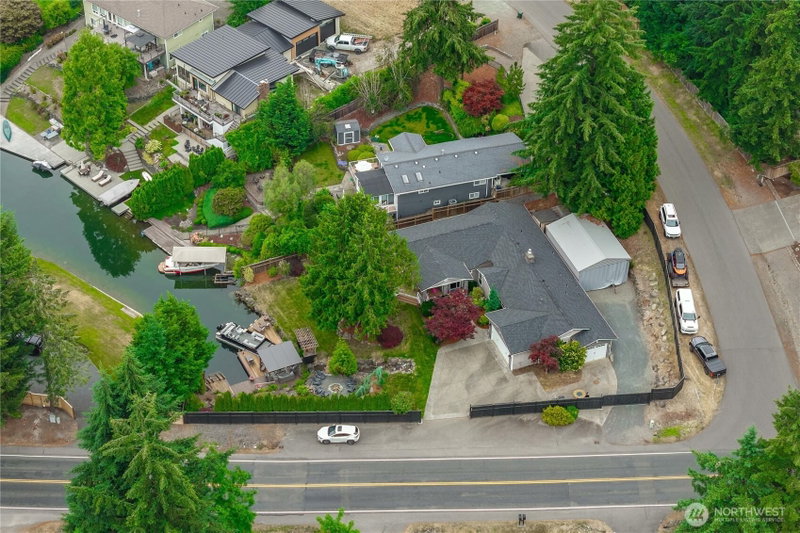 5129 W Tapps Drive E photo 2