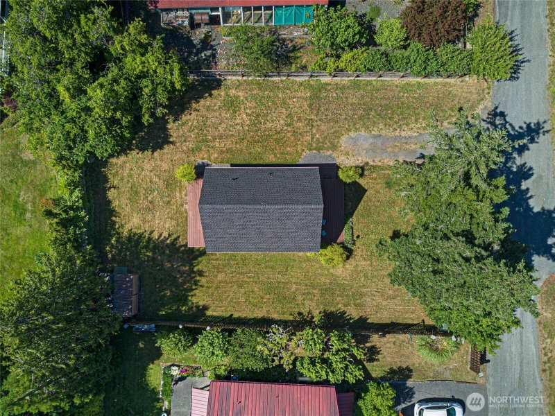 745 Larson Street #B photo 29
