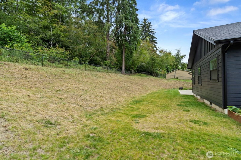 763 Harrison Avenue photo 31