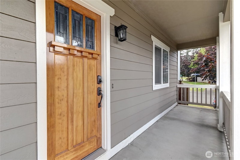 1024 85th Drive NE photo 2