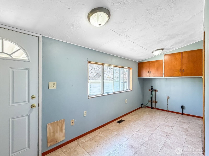 702 Martin Street photo 22