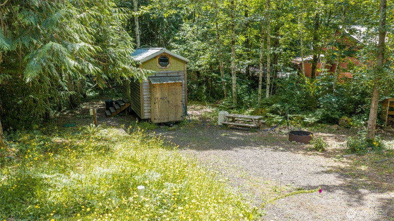 620 N Duckabush Drive W photo 2