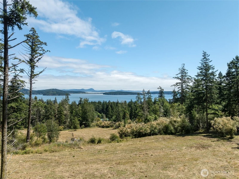 207 Suntides Lane photo 1