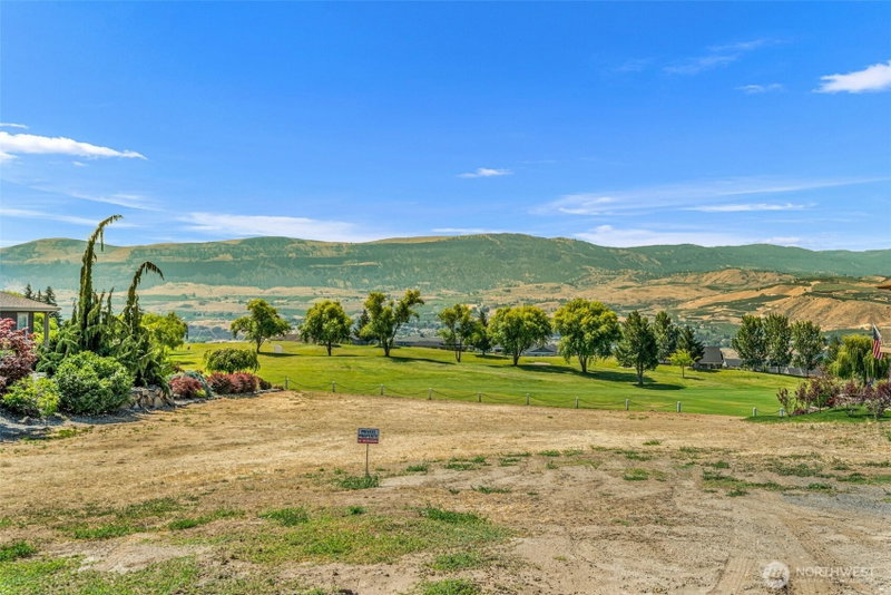 2820 8th Street SE photo 2