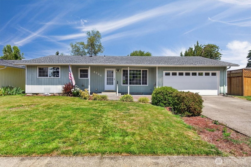 4724 Windemere Street photo 2