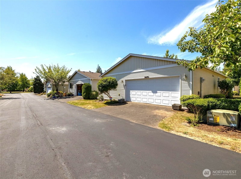5675 Rosemary Avenue photo 25