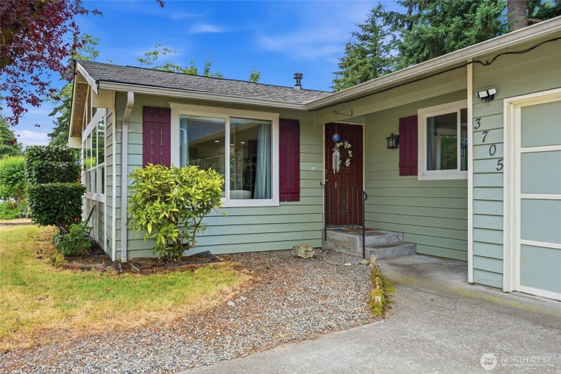 3705 SW 338th Place photo 2