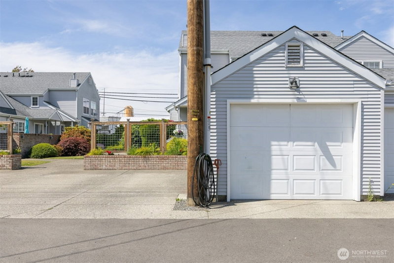 126 E Grover Street #5 photo 2
