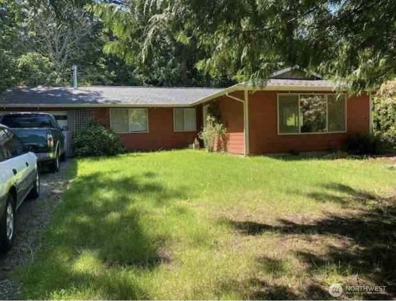 808 Woodbine Way photo 1