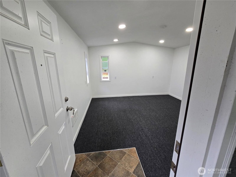 31207 W Lake Morton Drive SE photo 28