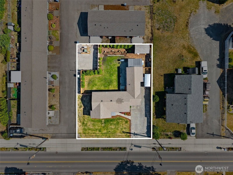 2801 Borst Avenue photo 2