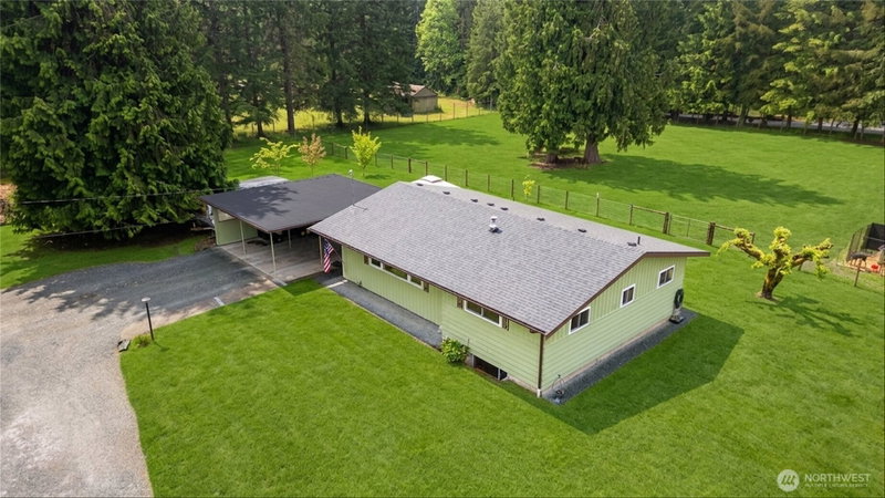 8370 Lusk Road photo 2