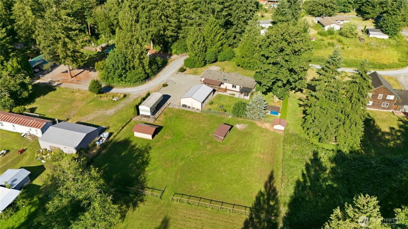 6908 242nd Avenue E photo 2