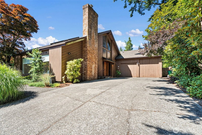 3738 NW Goldcrest Heights photo 2