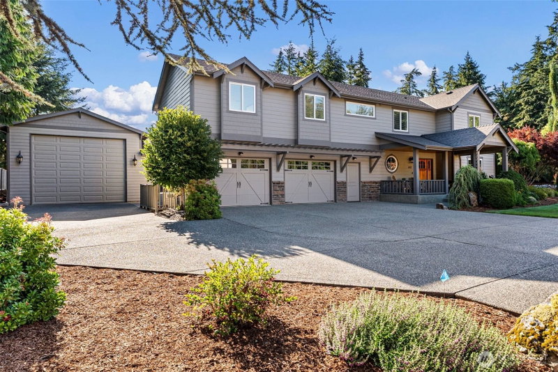 802 Jewil Dr. photo 2