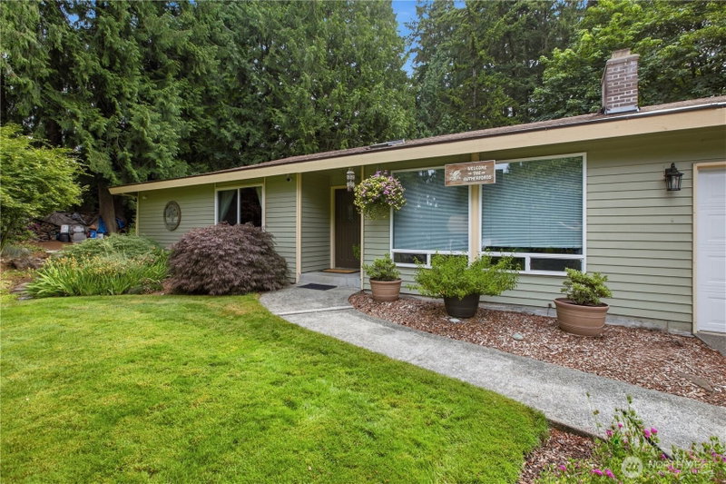 3211 89th Avenue E photo 2