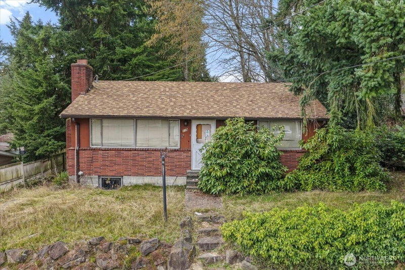 5119 192nd Street SW photo 1